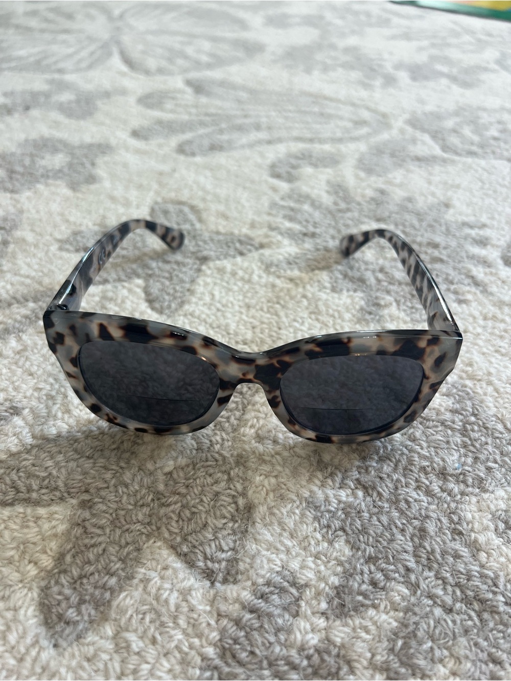 Peepers Center Stage Sunglasses in gray tortoise Bifocal lenses